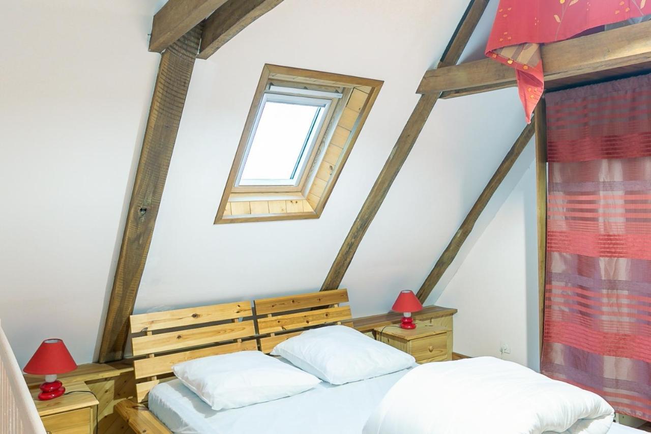 Gite Les Marmottes Tremouille (Cantal) Exterior foto